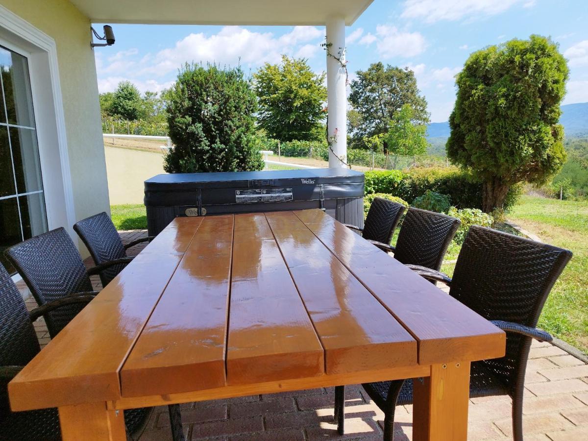 Villa Kuca Za Odmor Sunce Kraljev Vrh Exterior foto