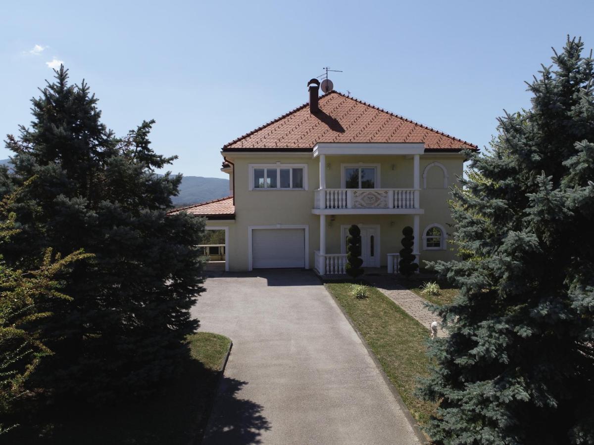 Villa Kuca Za Odmor Sunce Kraljev Vrh Exterior foto